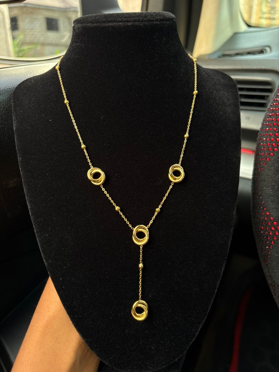 Twirl necklace